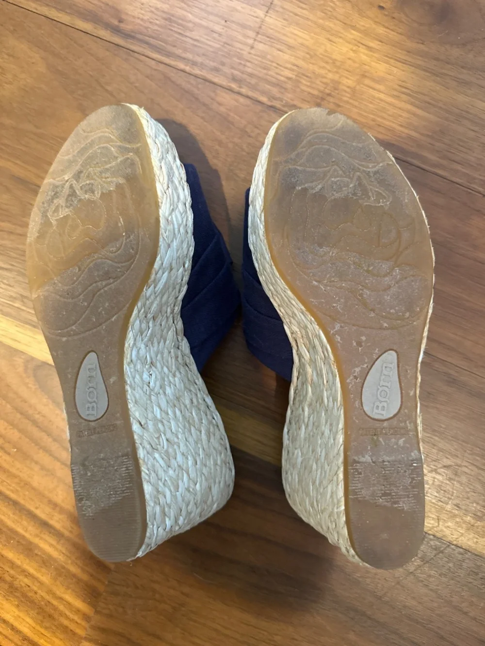 Born wedge sandals - Picture 3 of 4